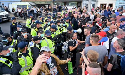 migrants:-manifestations-pro-et-anti-migrants-a-douvres