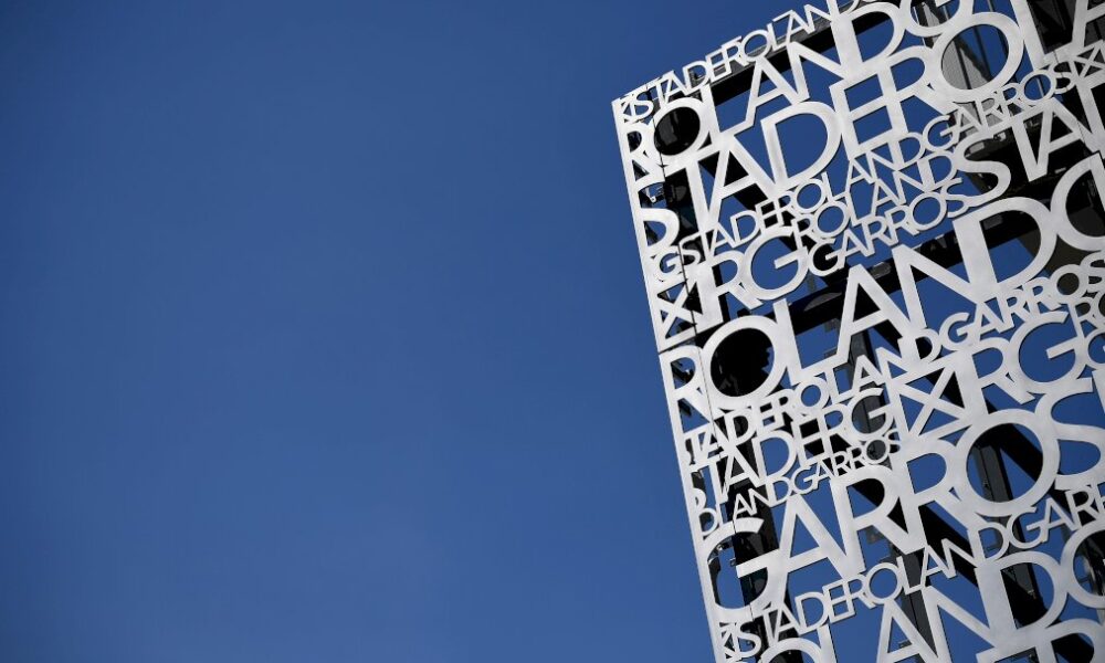 roland-garros:-jauge-reduite-et-forfait-de-la-n°1-mondiale-ashleigh-barty