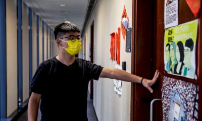 joshua-wong:-« toutes-les-nuits,-j&rsquo;imagine-la-police-entrer-chez-moi »