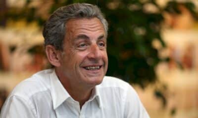 « singes »-et-« negres »:-sarkozy-s&rsquo;attire-la-foudre-a-gauche