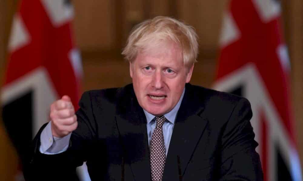 critique,-johnson-justifie-son-revirement-sur-l&rsquo;accord-du-brexit-face-aux-« menaces »-de-l&rsquo;ue