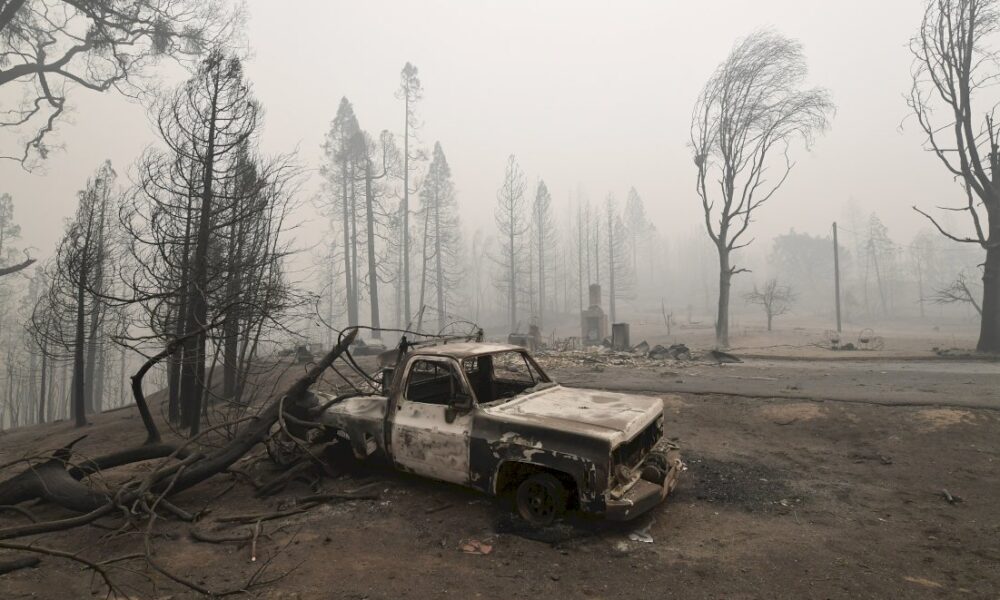 trump-attendu-sur-les-lieux-d&rsquo;incendies-« apocalytiques »-dans-l&rsquo;ouest-americain