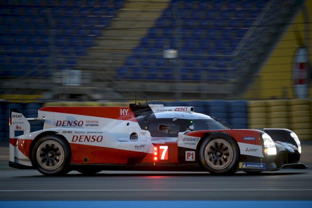 24-heures-du-mans:-une-toyota-en-pole-mais-une-rebellion-en-seconde-position