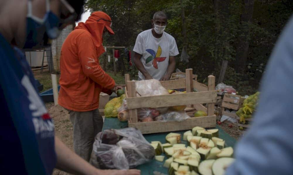 bresil:-des-detenus-mobilises-pour-combattre-les-incendies-au-pantanal