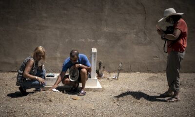 france:-la-douloureuse-memoire-des-enfants-morts-dans-les-camps-de-harkis-sort-de-l&rsquo;oubli