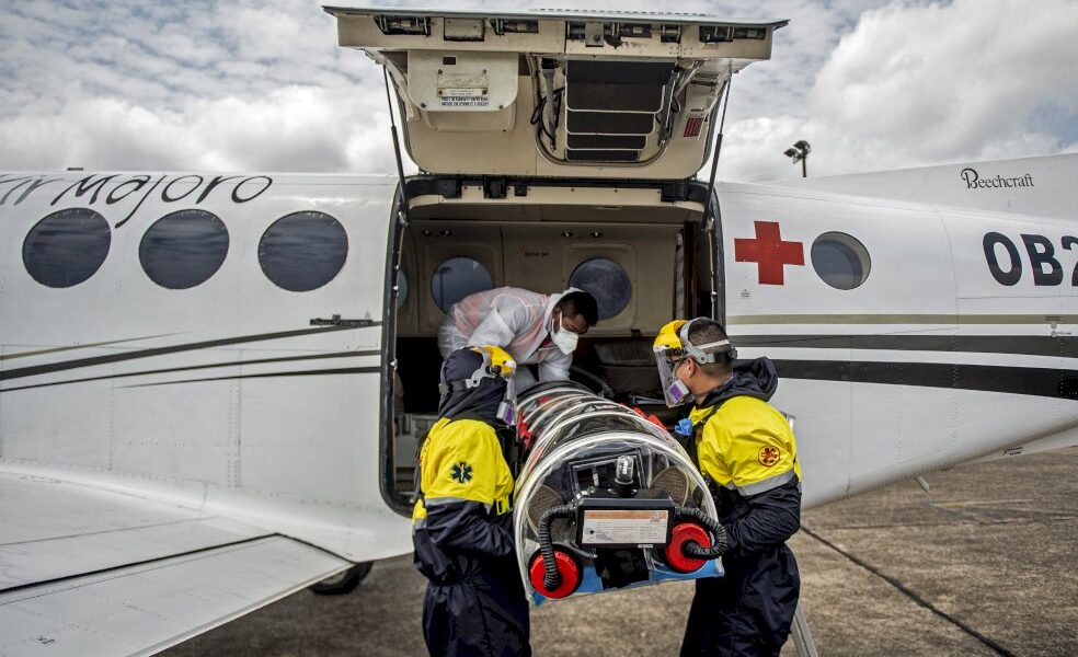 coronavirus:-l&rsquo;avion-ambulance-qui-sauve-des-vies-dans-les-contrees-reculees-du-perou