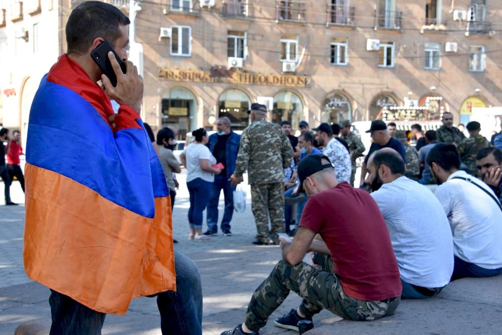 karabakh:-39-morts-apres-24-heures-de-combats,-pas-d&rsquo;accalmie-en-vue
