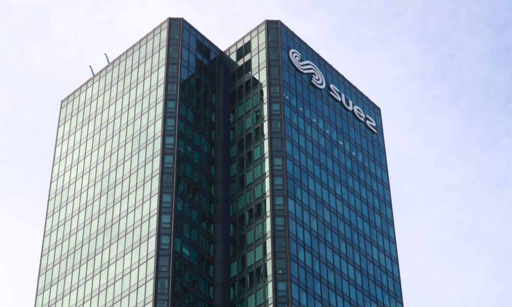 bataille-suez-veolia:-le-fonds-francais-ardian-entre-dans-le-jeu