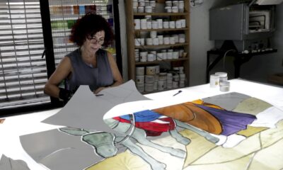 au-liban,-la-restauration-des-toiles-et-vitraux,-l&rsquo;autre-defi-post-explosion