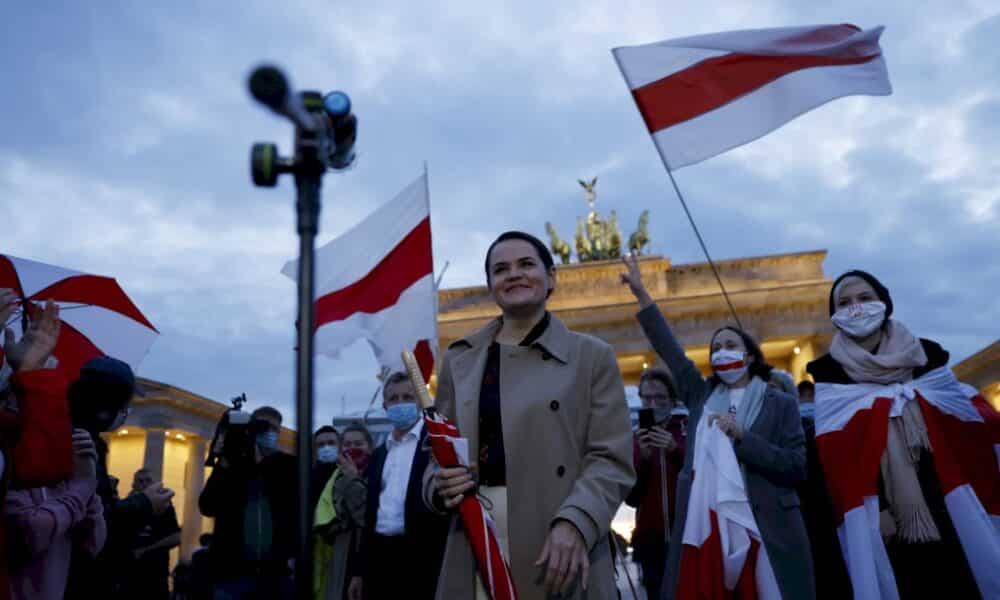 belarus:-la-cheffe-de-l&rsquo;opposition-appelle-a-maintenir-la-« pression »-sur-loukachenko