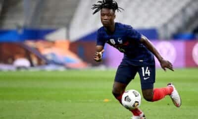 bleus:-deschamps,-le-reservoir-jeunes-et-la-concurrence-exacerbee