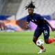 bleus:-deschamps,-le-reservoir-jeunes-et-la-concurrence-exacerbee