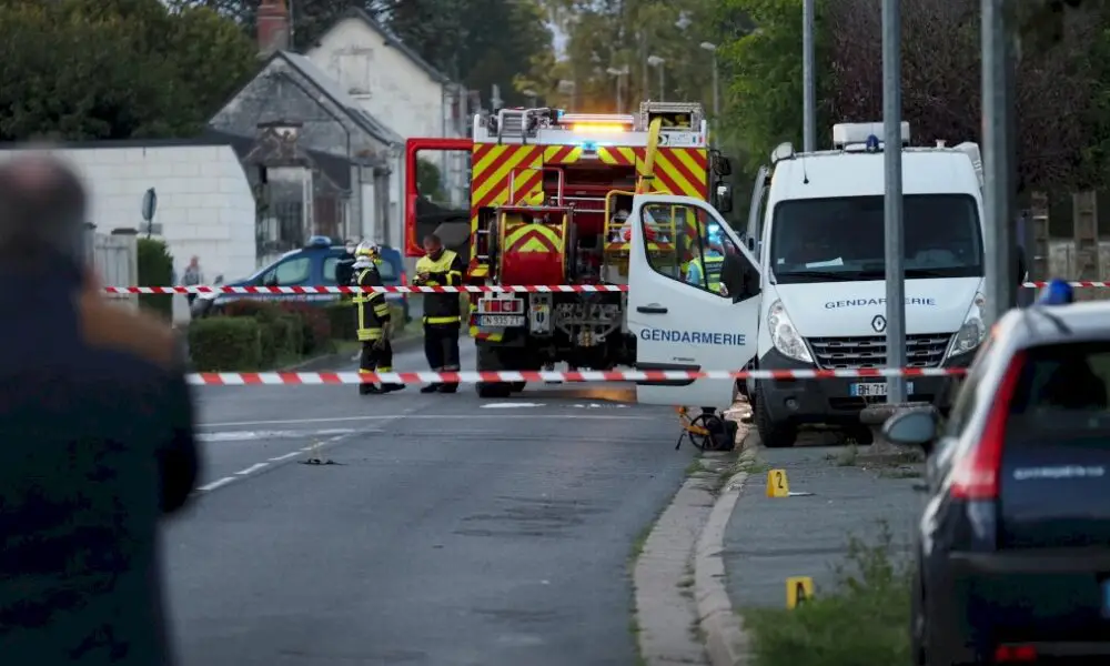 collision-ulm-et-avion-de-tourisme-a-loches:-4-morts,-un-passager-recherche