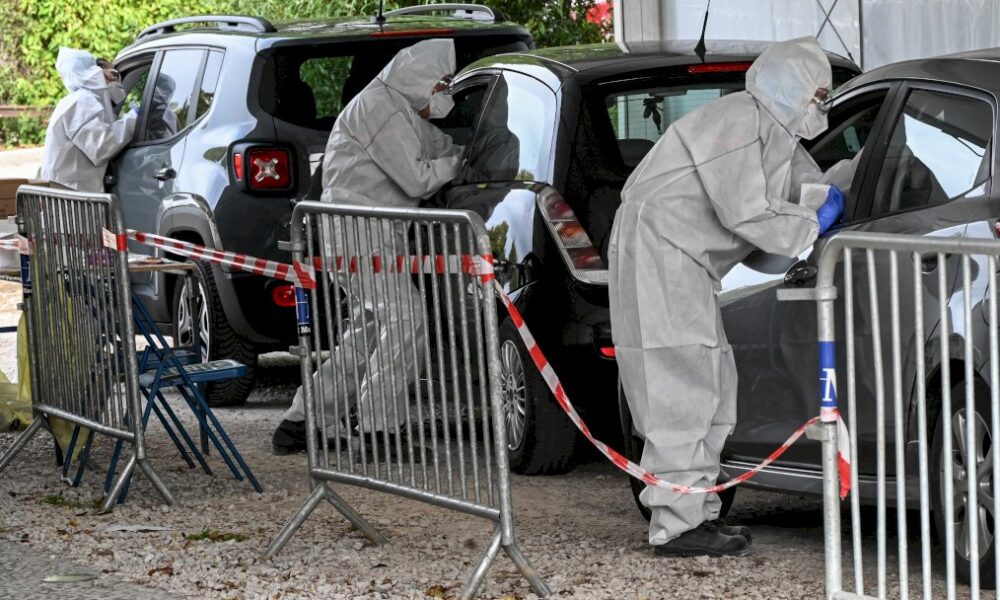 virus:-l&rsquo;europe-durcit-ses-restrictions,-mesures-attendues-en-france