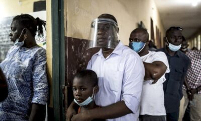 la-guinee-elit-son-president-inaugurant-un-cycle-electoral-ouest-africain-delicat