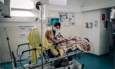 aux-urgences-de-lariboisiere,-« tous-covid-jusqu&rsquo;a-preuve-du-contraire »