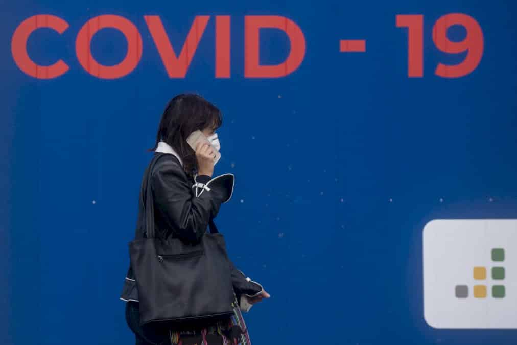 covid-19:-une-partie-de-l&rsquo;europe-se-barricade-contre-le-virus