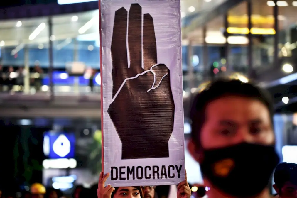 thailande:-le-premier-ministre-ne-demissionne-pas,-nouvelle-manifestation