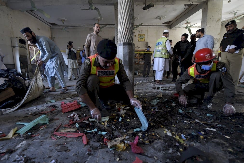 bombe-dans-une-madrassa-au-pakistan:-au-moins-7-morts-et-50-blesses