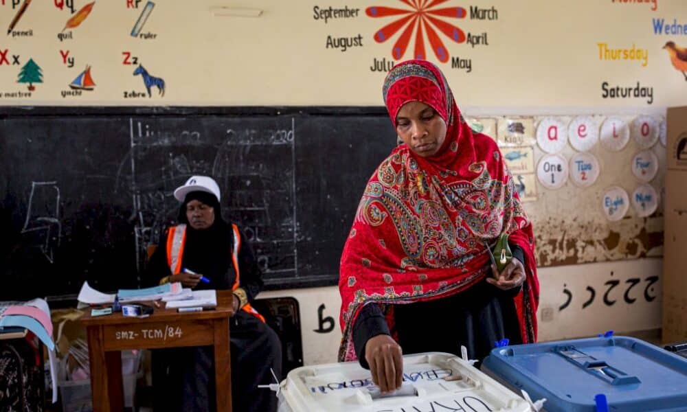 les-tanzaniens-aux-urnes,-l&rsquo;opposition-denonce-des-« irregularites »