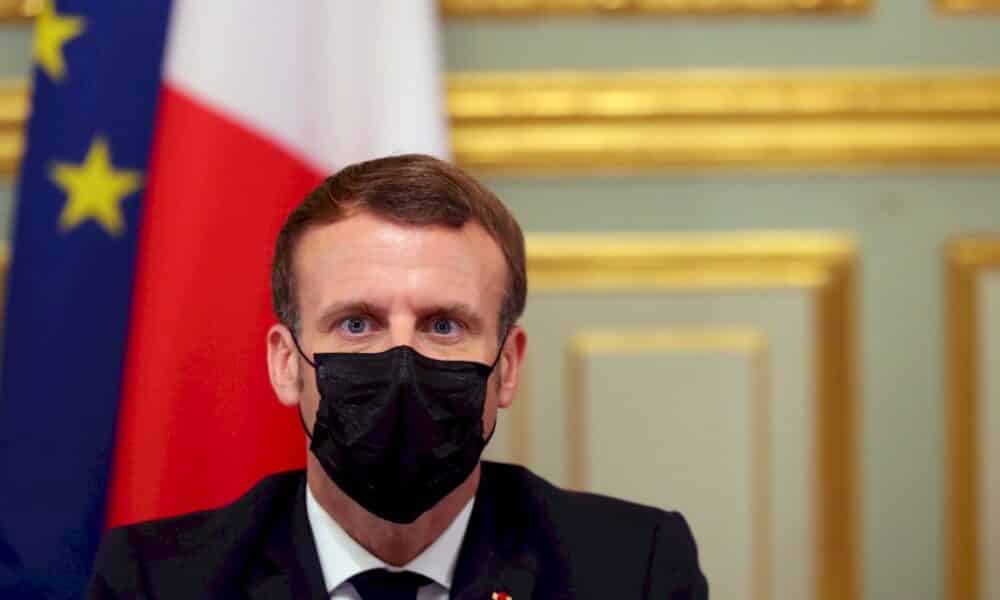 macron-joue-l&rsquo;apaisement-face-aux-manifestations-anti-francaises