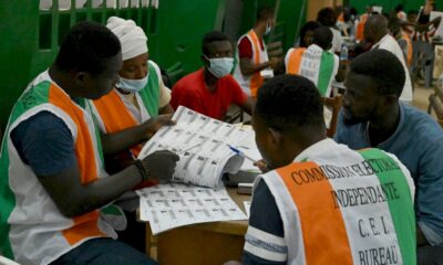 cote-d&rsquo;ivoire:-tension-dans-l&rsquo;attente-des-resultats-de-la-presidentielle