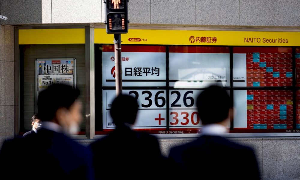 les-bourses-asiatiques-divisees-sur-fond-d&rsquo;une-election-americaine-tres-serree