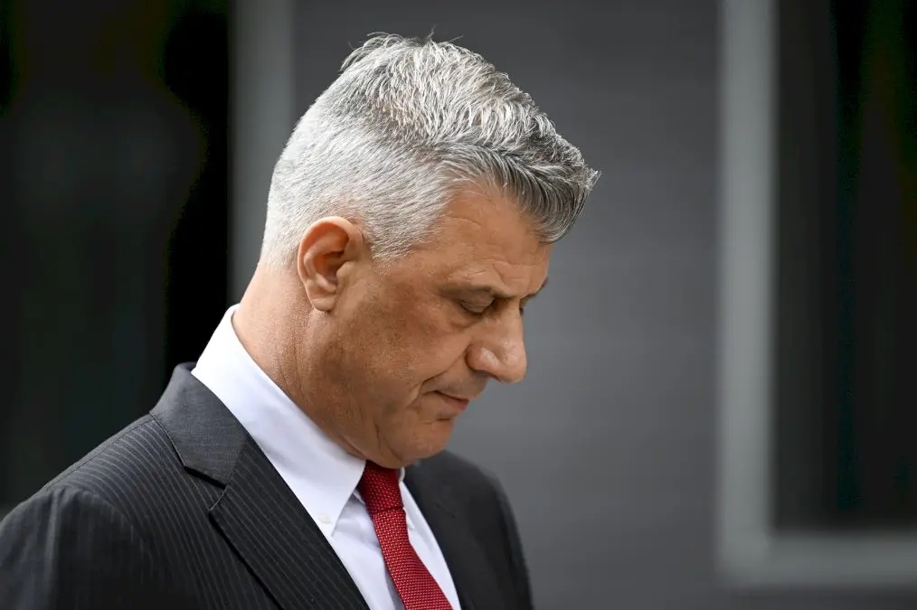 le-president-kosovar-annonce-sa-demission-apres-son-inculpation-a-la-haye