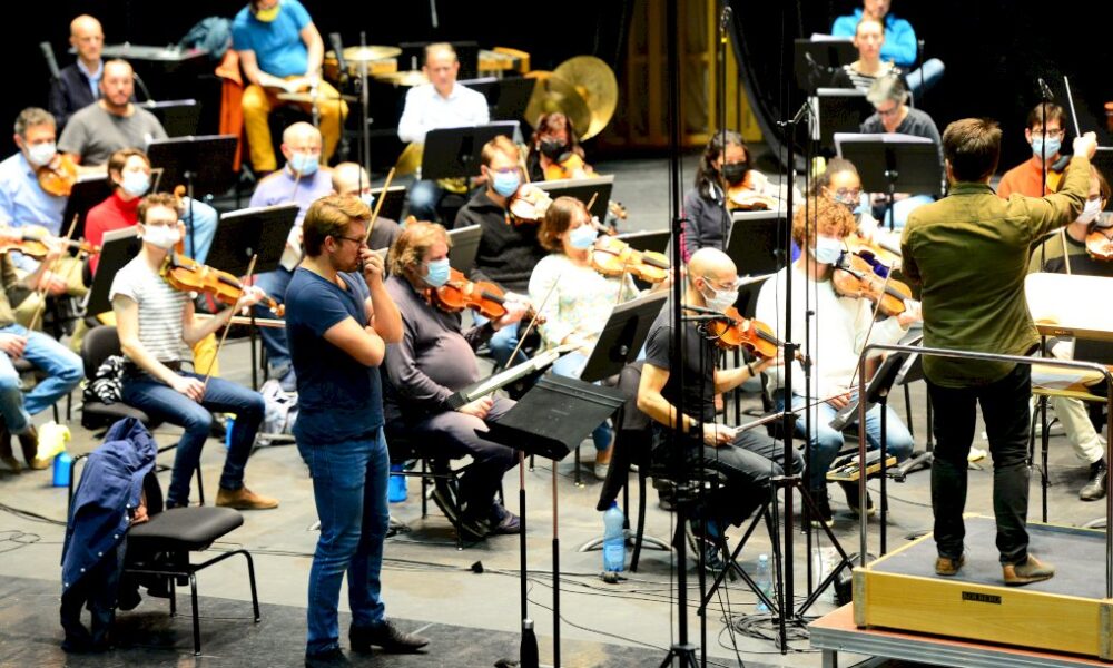 l&rsquo;opera-de-bordeaux-a-la-rencontre-de-son-public-confine-avec-un-cd