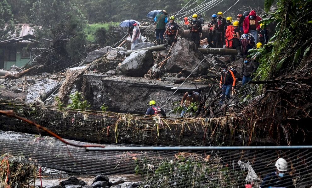 amerique-centrale:-pres-de-180-morts-ou-disparus-apres-le-passage-de-l&rsquo;ouragan-eta