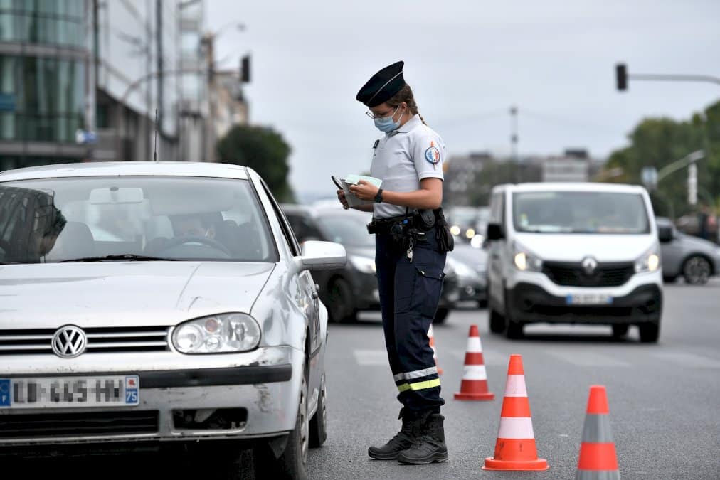 reconfinement:-les-francais-se-deplacent-2-a-3-fois-plus-qu&rsquo;au-printemps
