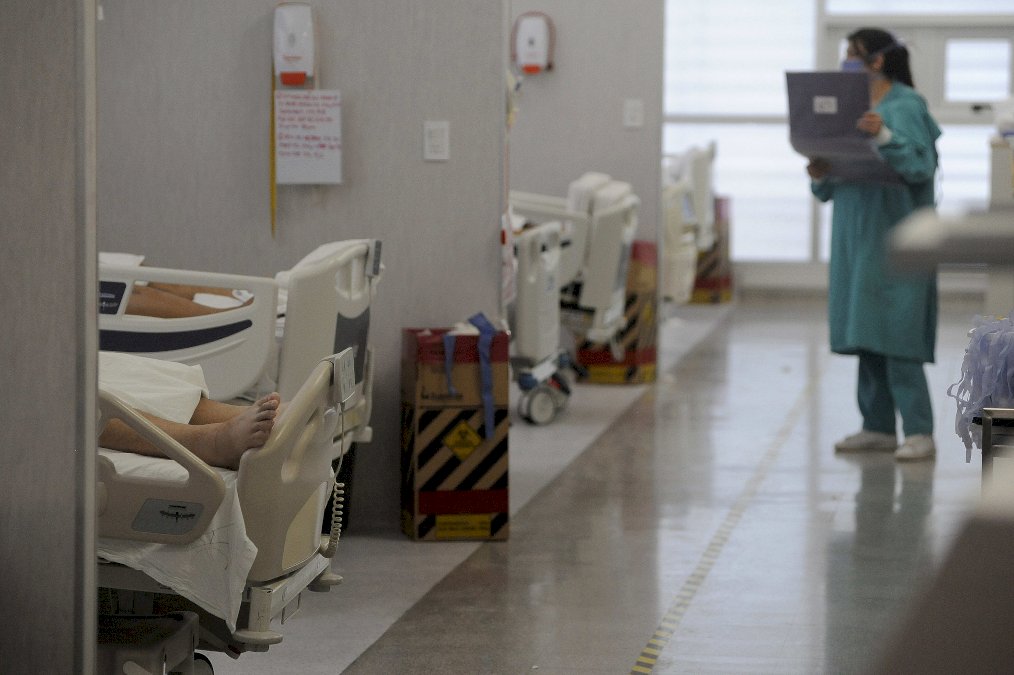 virus:-50-millions-de-cas-dans-le-monde,-biden-ouvre-une-cellule-de-crise