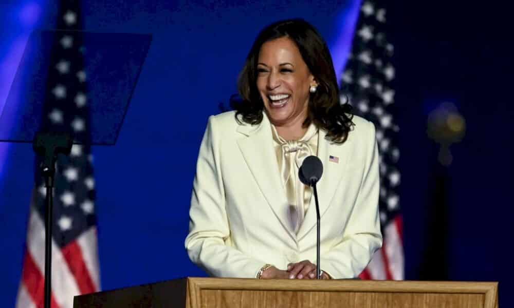 « kamala,-c&rsquo;est-l&rsquo;avenir »:-le-symbole-harris-enthousiasme-les-democrates