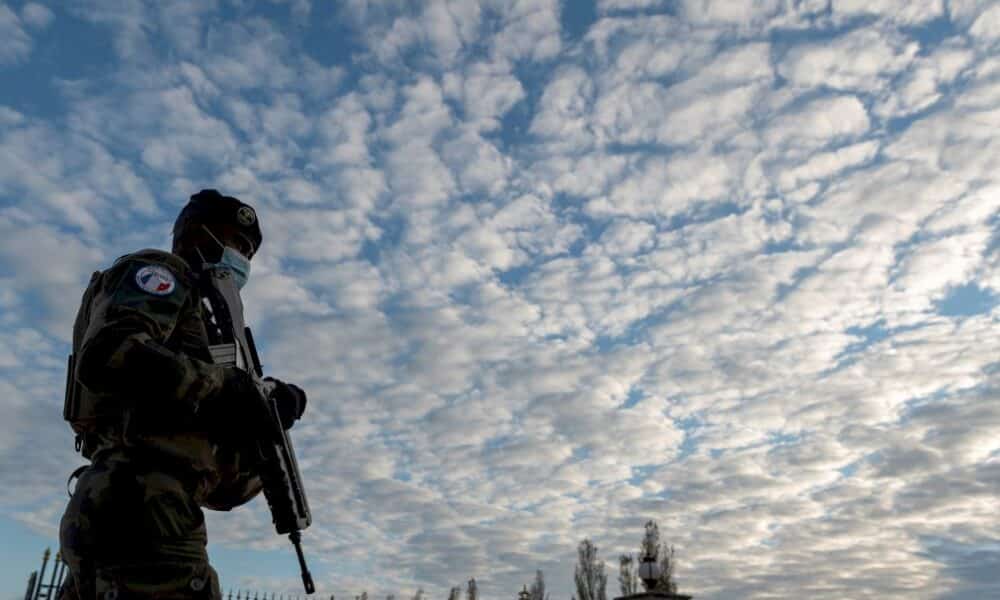 terrorisme:-mini-sommet-mardi-pour-muscler-la-reponse-europeenne