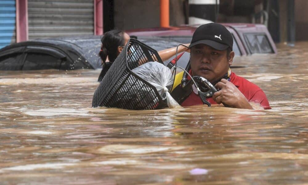 manille-en-partie-sous-les-eaux-apres-le-passage-du-typhon-vamco