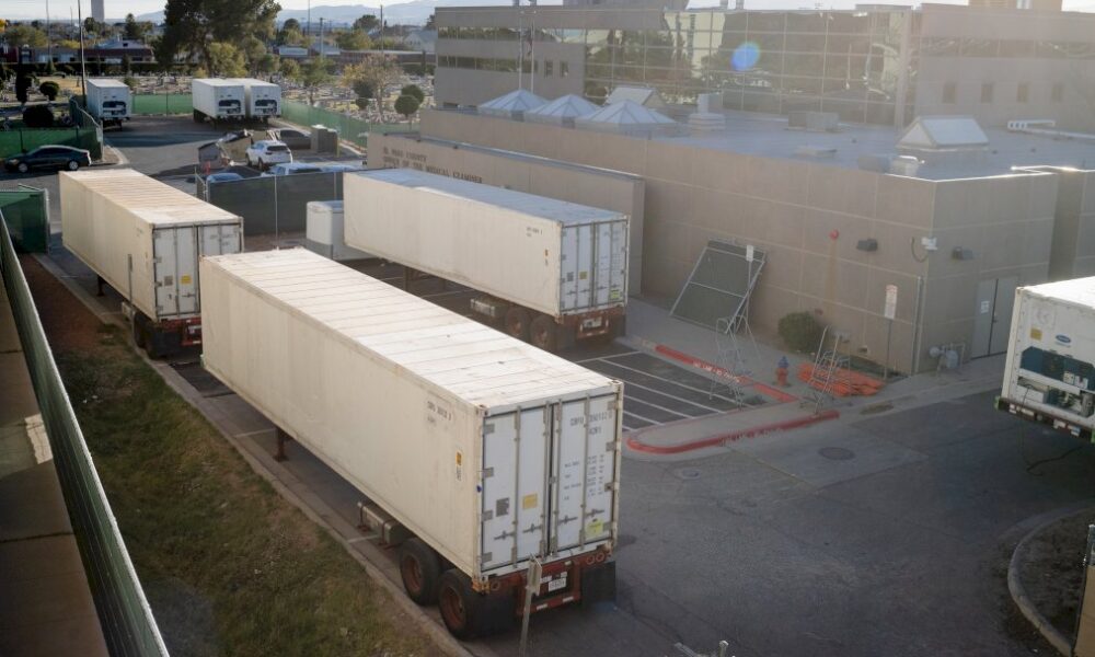 el-paso,-ville-du-texas,-ecrasee-par-le-coronavirus