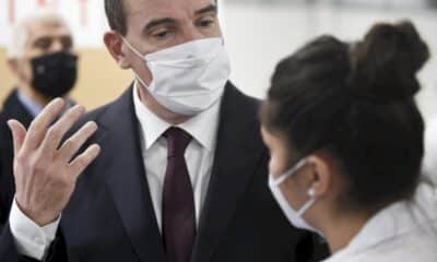 covid-19:-le-pic-de-la-2e-vague-sans-doute-franchi,-les-commerces-attendent-le-feu-vert-pour-rouvrir