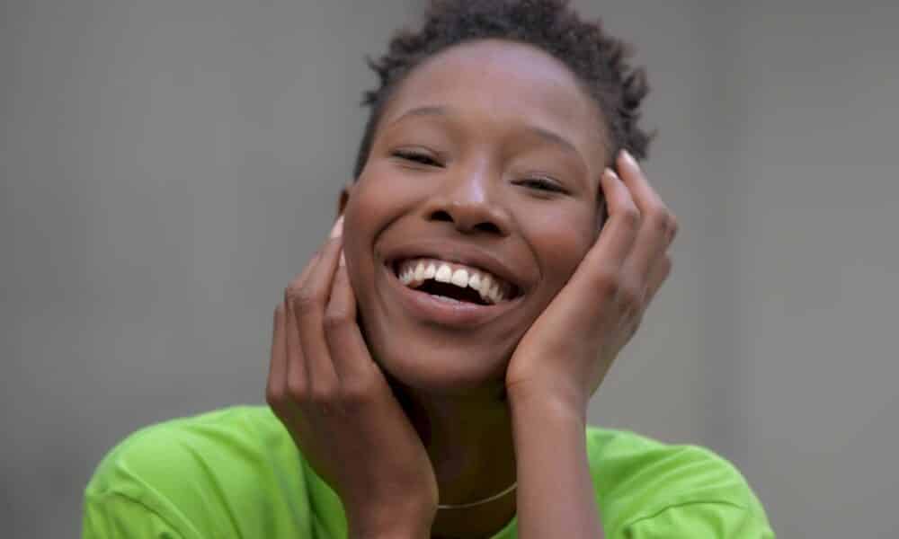 bresil:-les-mannequins-noires-a-la-conquete-des-podiums