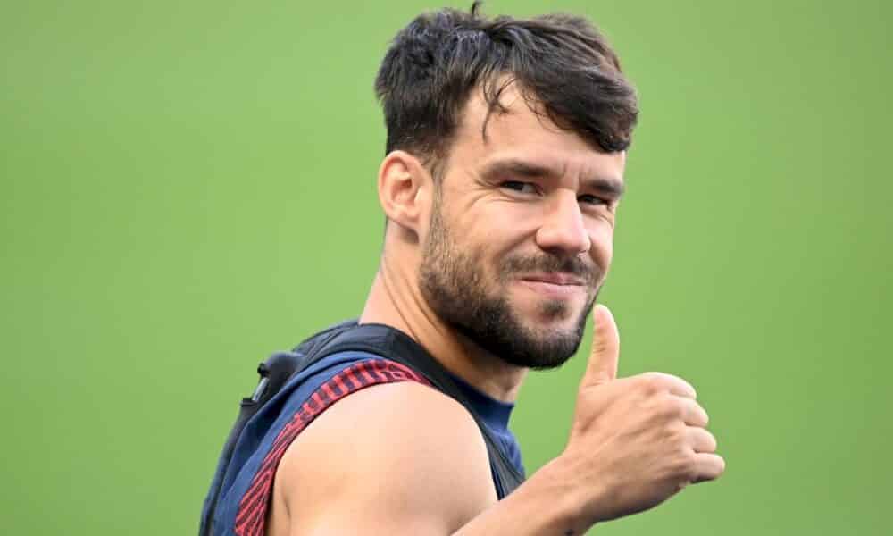 c1:-bernat-espere-vite-rejouer-et-rester-« de-nombreuses-annees »-au-psg-(a-l&rsquo;afp)
