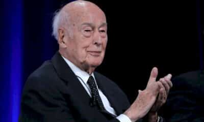 pluie-d&rsquo;hommages-a-giscard,-le-modernisateur-et-l&rsquo;europeen