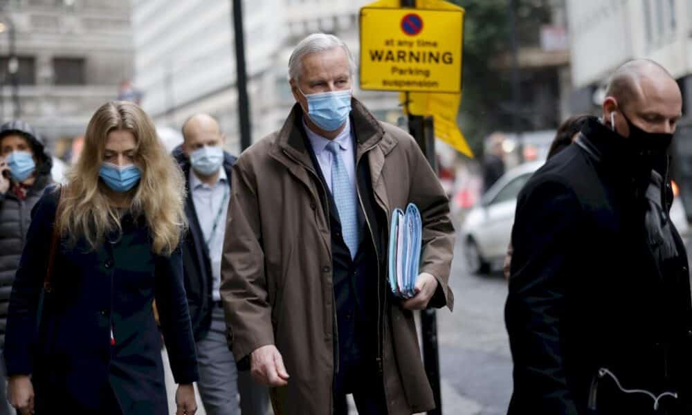 brexit:-la-negociation-se-prolonge-sous-la-menace-d&rsquo;un-veto-francais