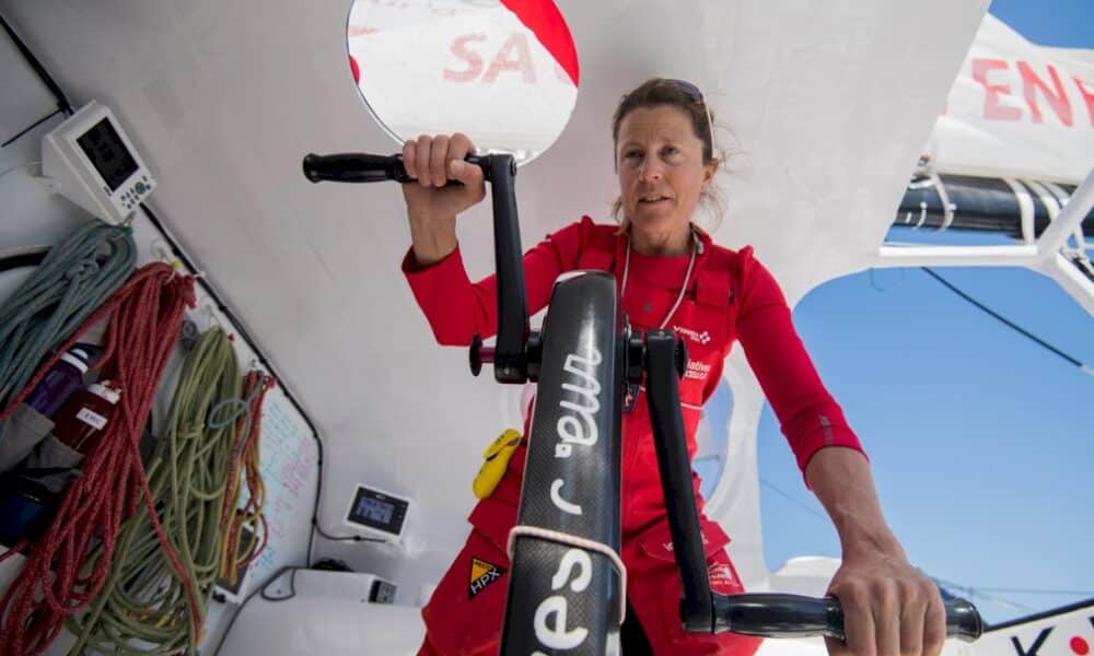 vendee-globe:-abandon-de-samantha-davies,-victime-d&rsquo;une-collision-(equipe)
