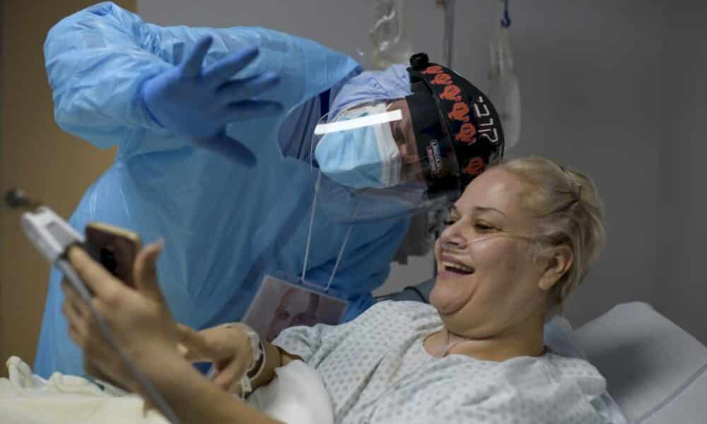 apres-des-mois-de-pandemie,-le-personnel-medical-d&rsquo;un-hopital-texan-« epuise »