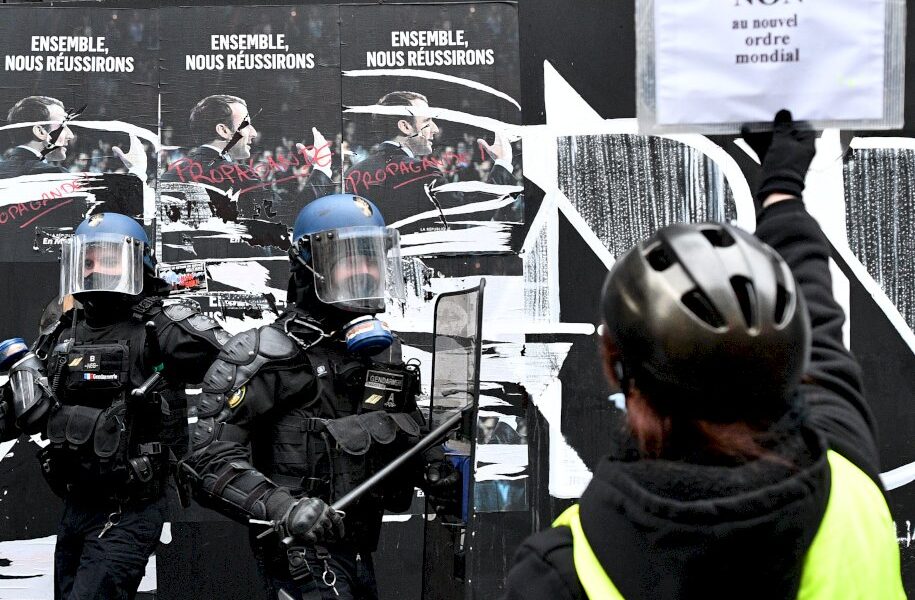 les-forces-de-l&rsquo;ordre-face-a-la-difficile-equation-posee-par-les-casseurs