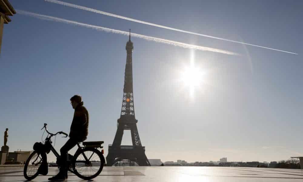 la-reouverture-de-la-tour-eiffel-reportee-« jusqu&rsquo;a-nouvel-ordre »
