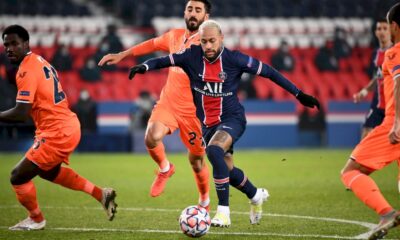 l1:-psg-lyon-affiche-royale,-le-trone-en-jeu