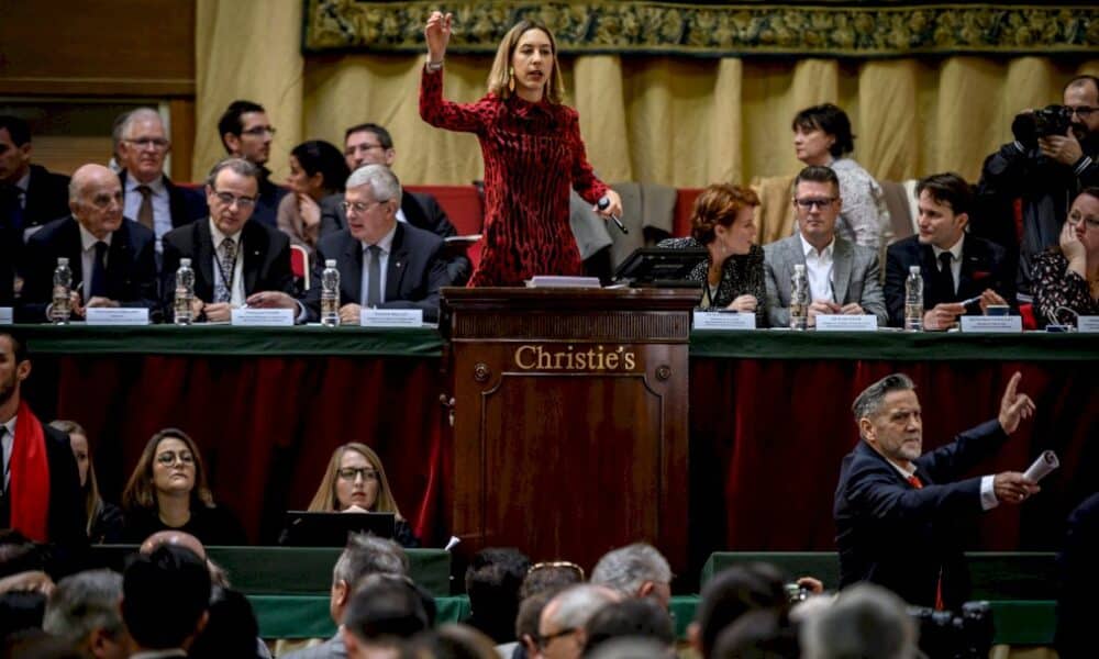 vente-des-hospices-de-beaune:-un-millesime-« exceptionnel »-sur-fond-de-crise