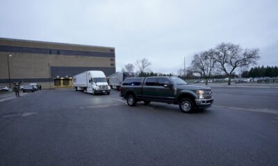 covid-19:-les-etats-unis-vaccinent,-la-france-teste-massivement