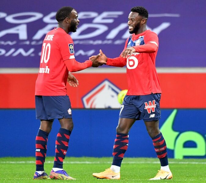 l1:-le-paris-sg-battu-par-lyon,-lille-prend-la-tete