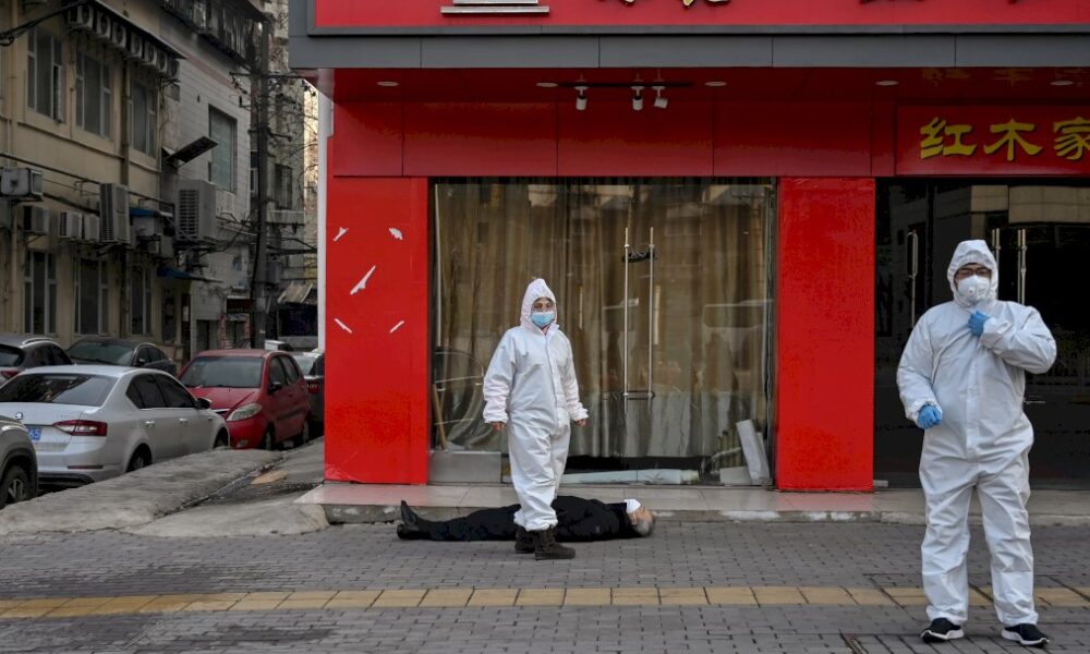 « quatre-saisons-a-wuhan »:-le-reportage-d&rsquo;hector-retamal,-photographe-d&rsquo;agence-de-l&rsquo;annee-pour-the-guardian